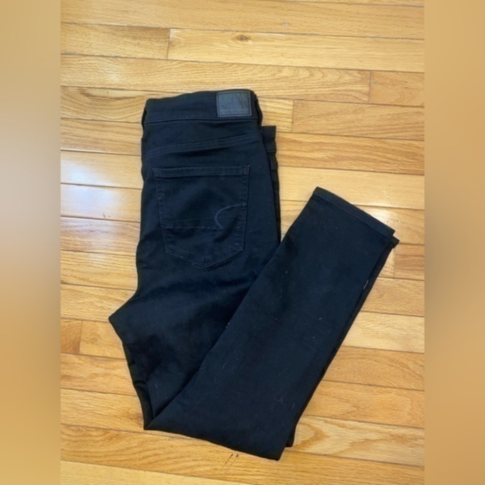 American Eagle Distress straight leg
